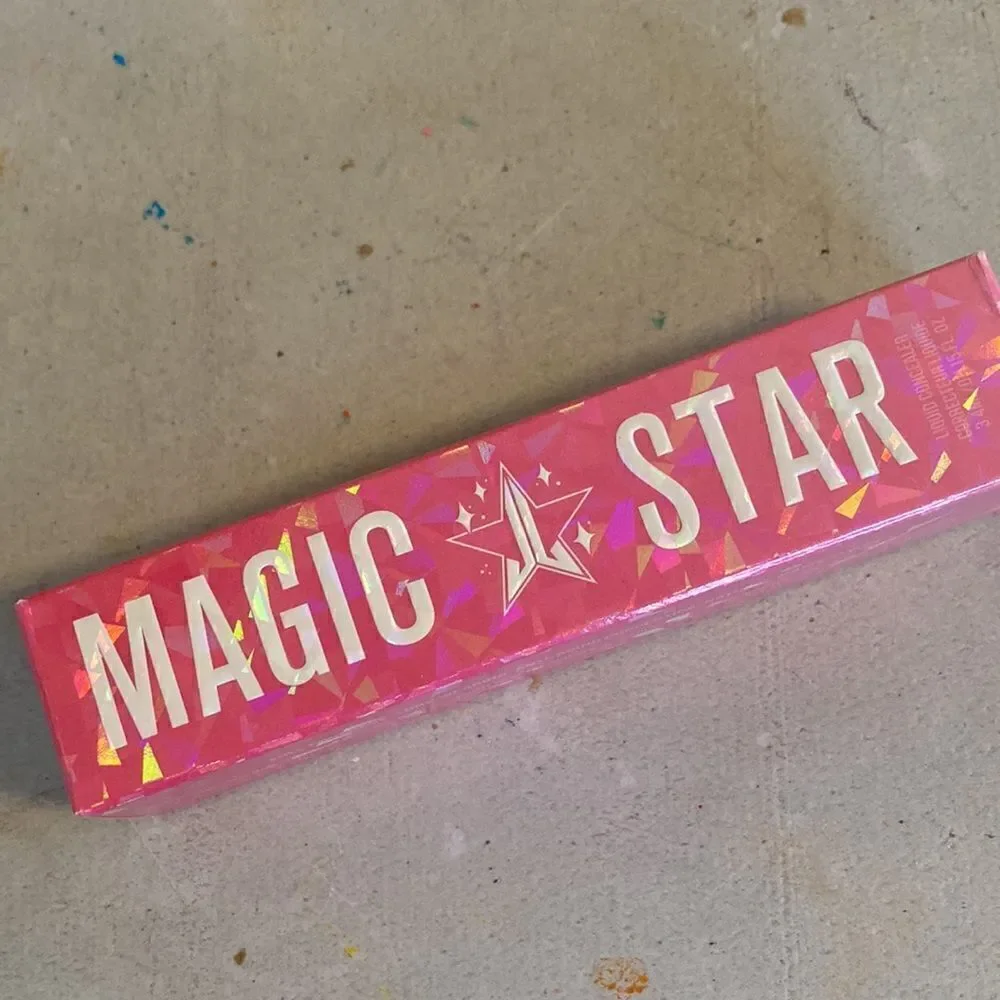 Jeffree Star Magic Star Concealer Yellow